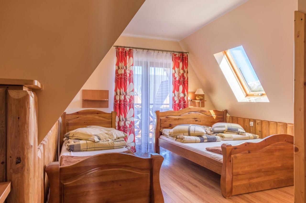 Lesny Dwor Bed & Breakfast มูชองค์ชิคแล ภายนอก รูปภาพ
