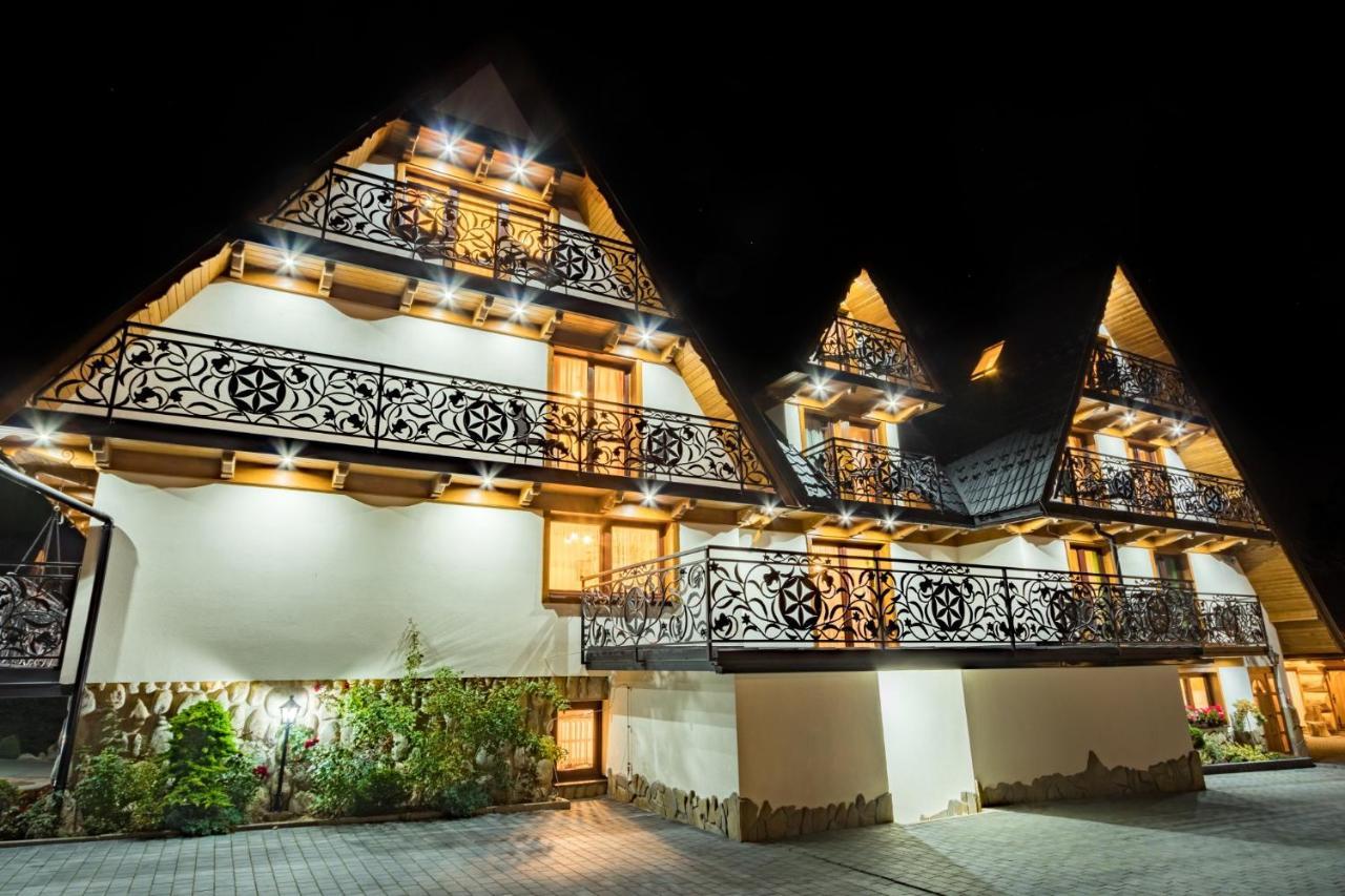 Lesny Dwor Bed & Breakfast มูชองค์ชิคแล ภายนอก รูปภาพ