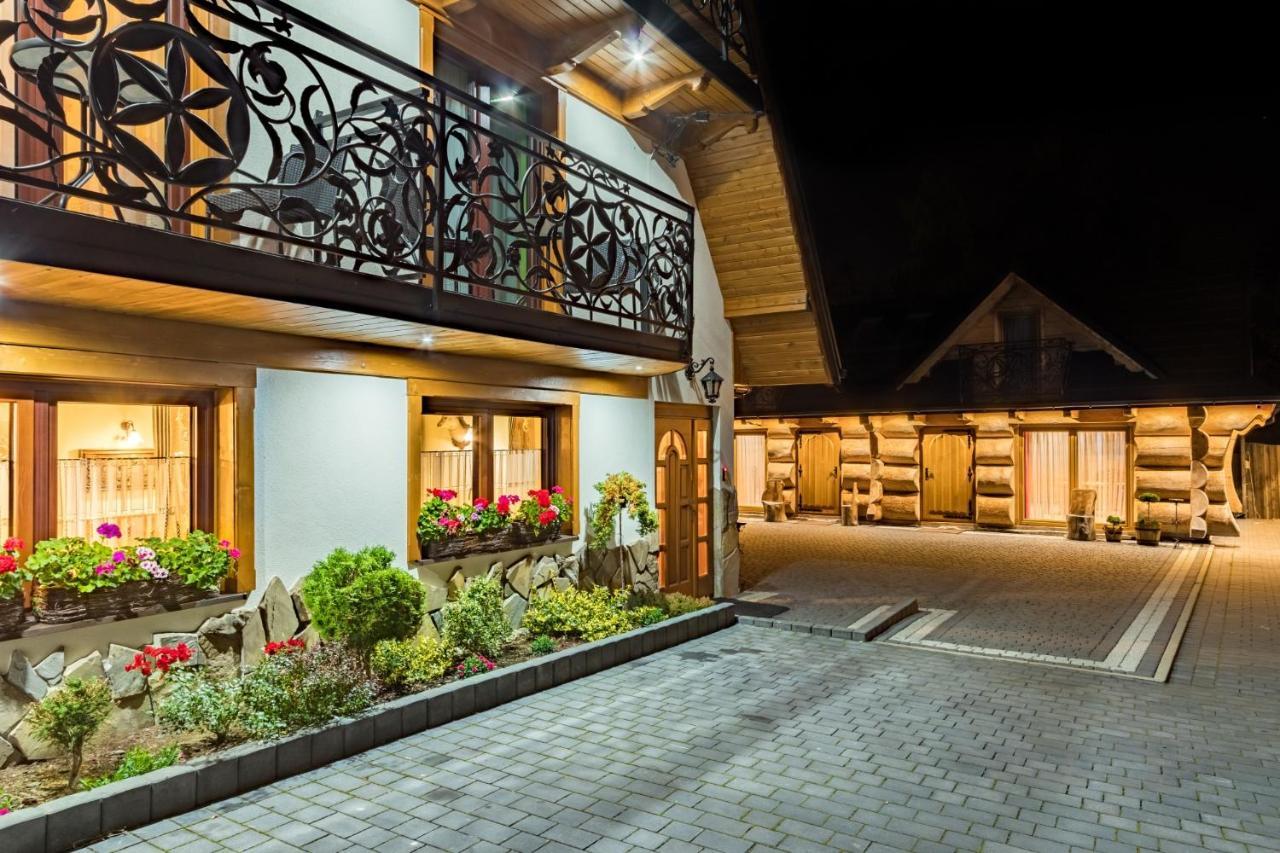 Lesny Dwor Bed & Breakfast มูชองค์ชิคแล ภายนอก รูปภาพ
