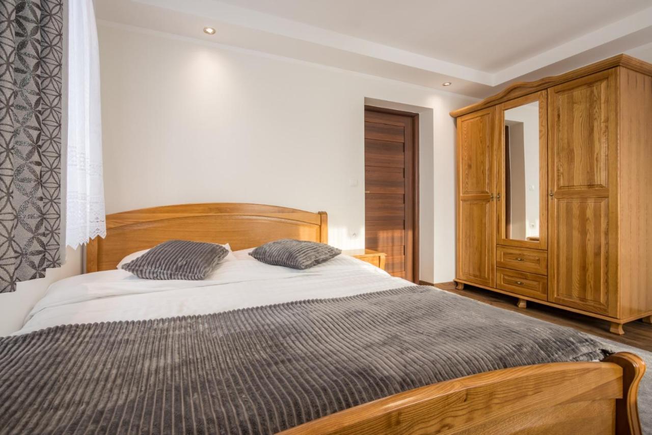 Lesny Dwor Bed & Breakfast มูชองค์ชิคแล ภายนอก รูปภาพ