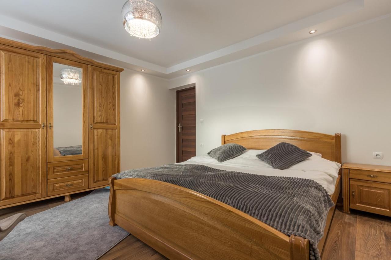 Lesny Dwor Bed & Breakfast มูชองค์ชิคแล ภายนอก รูปภาพ