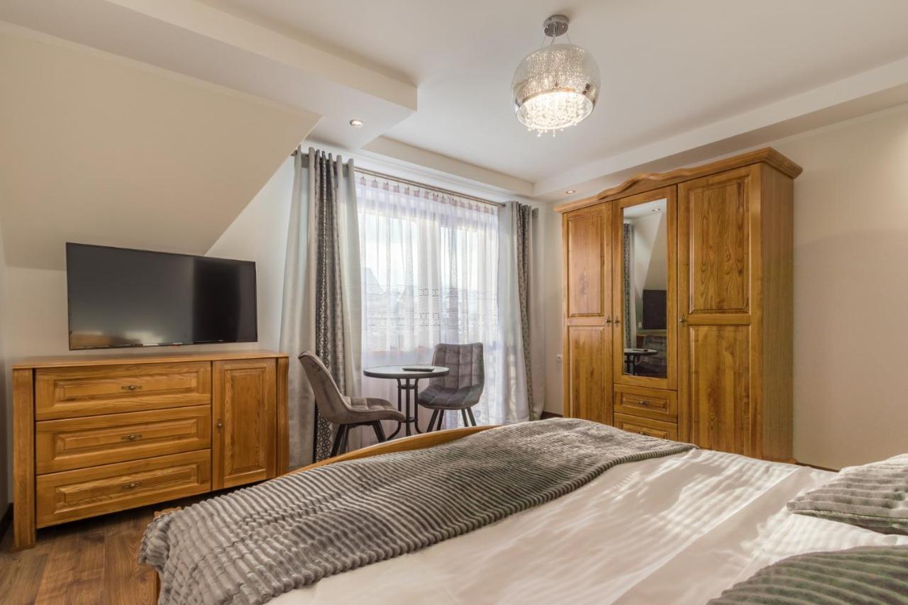 Lesny Dwor Bed & Breakfast มูชองค์ชิคแล ภายนอก รูปภาพ