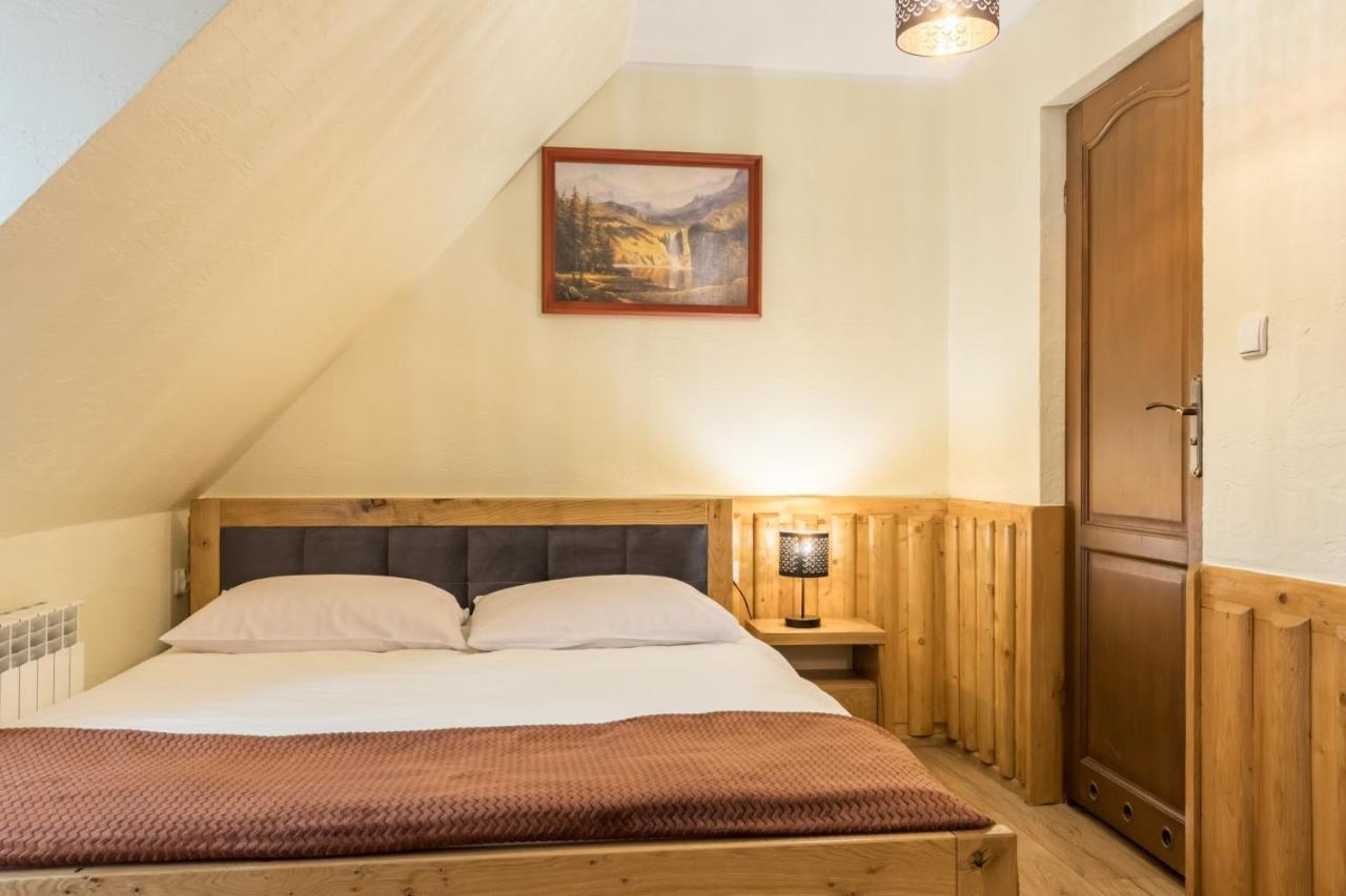 Lesny Dwor Bed & Breakfast มูชองค์ชิคแล ภายนอก รูปภาพ