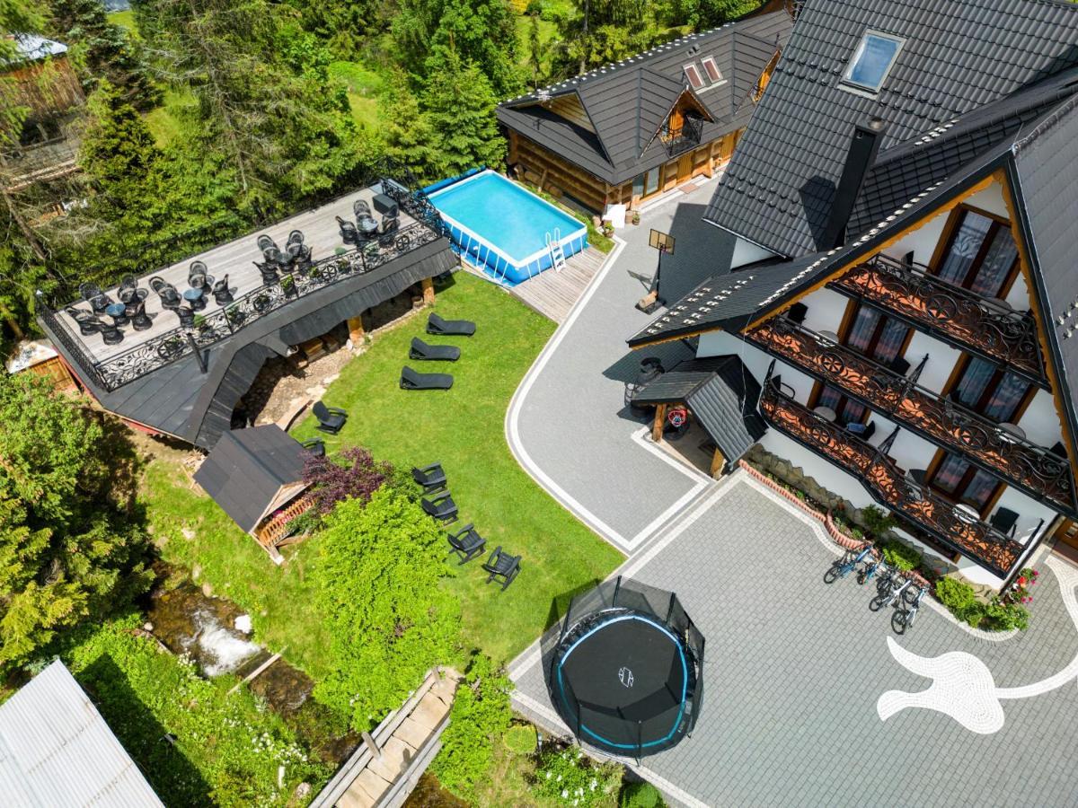 Lesny Dwor Bed & Breakfast มูชองค์ชิคแล ภายนอก รูปภาพ