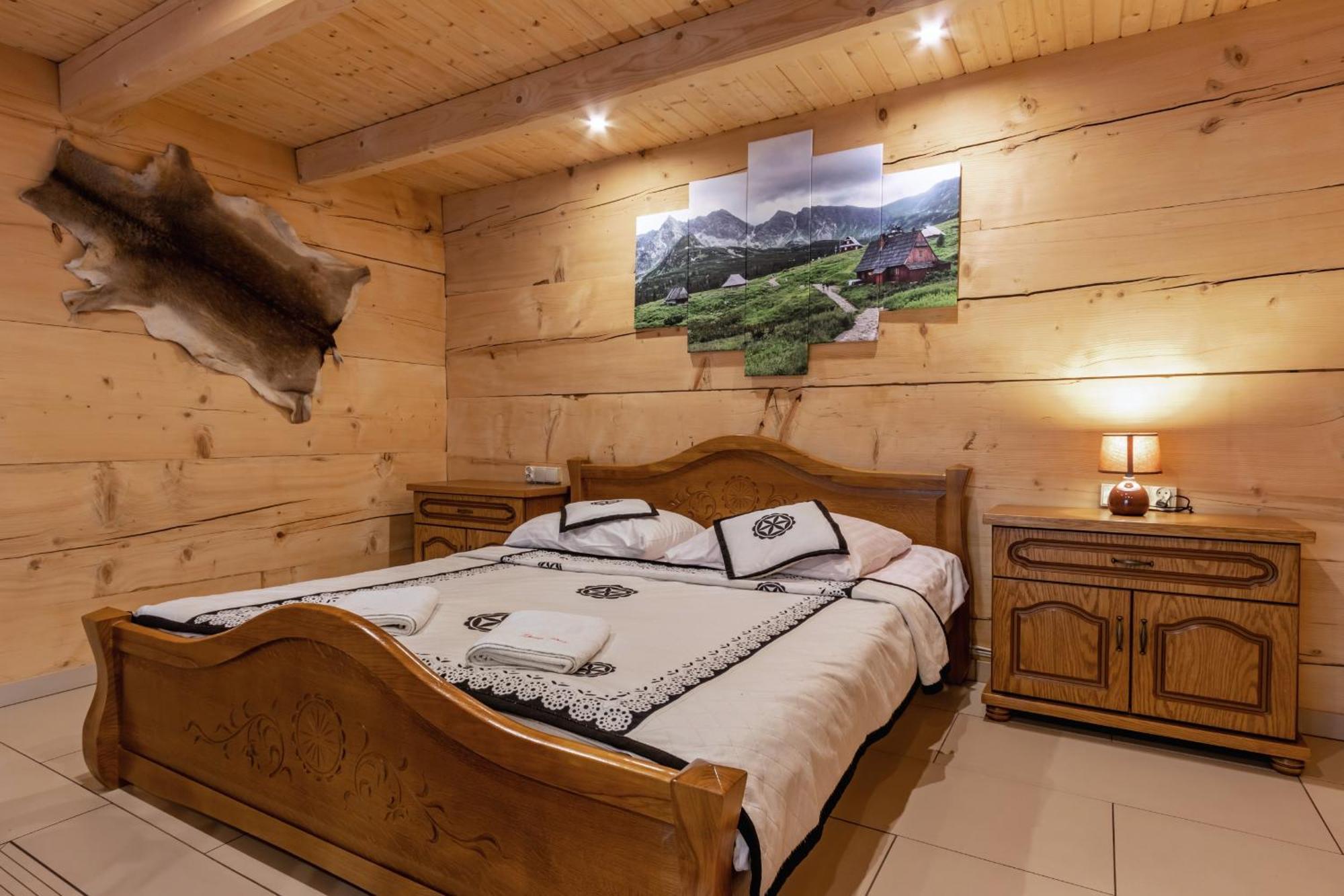 Lesny Dwor Bed & Breakfast มูชองค์ชิคแล ภายนอก รูปภาพ