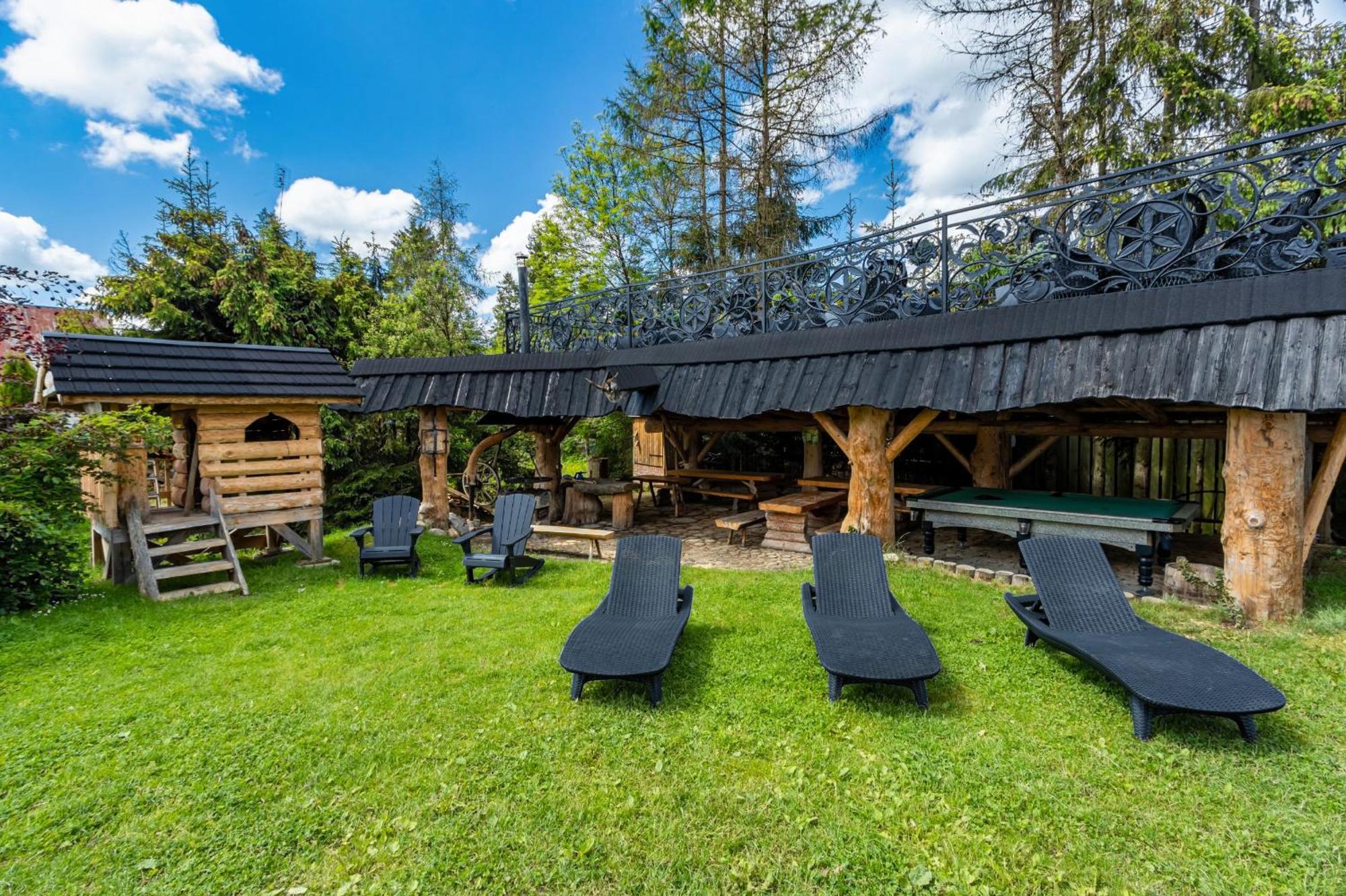 Lesny Dwor Bed & Breakfast มูชองค์ชิคแล ภายนอก รูปภาพ