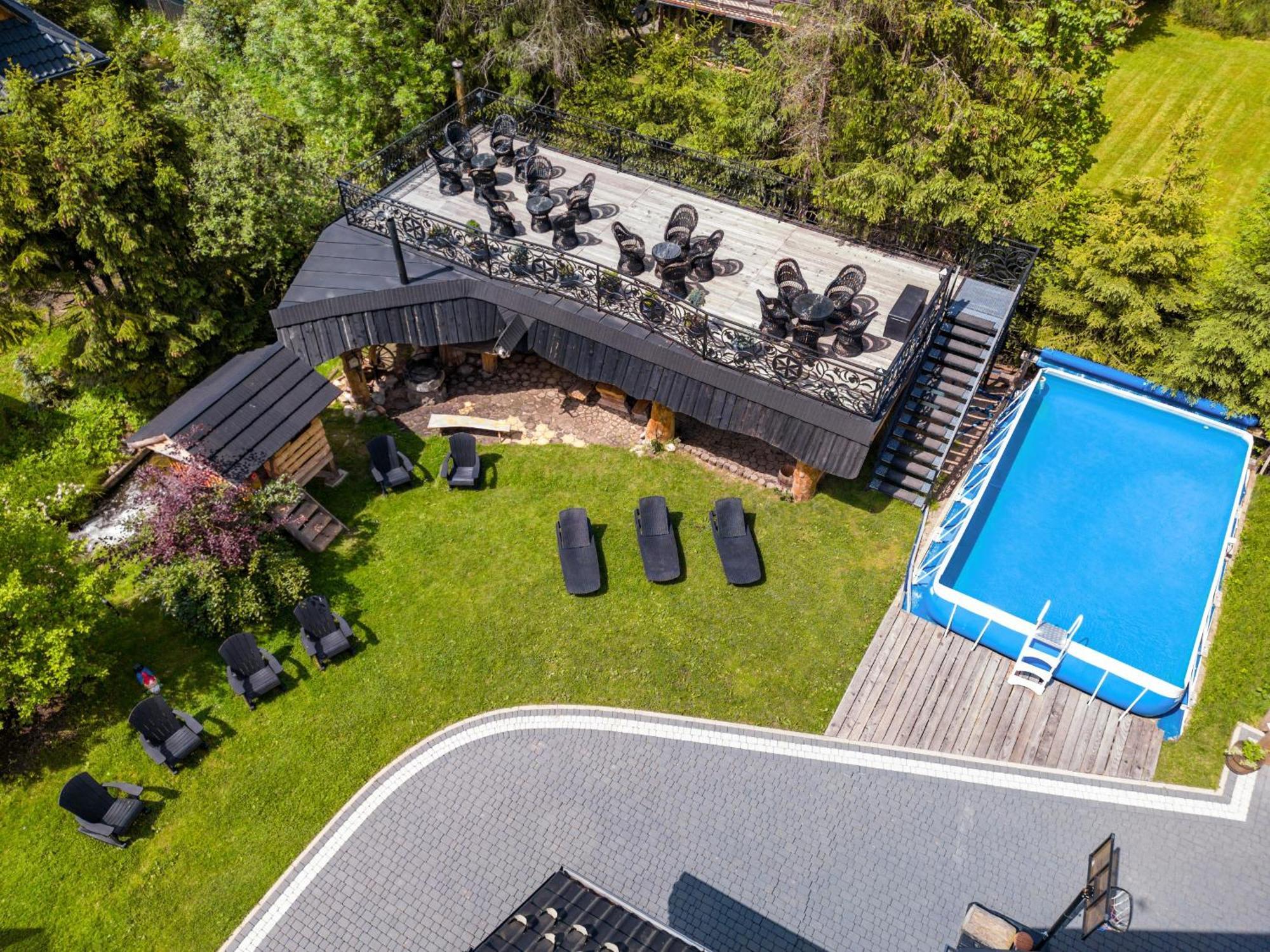 Lesny Dwor Bed & Breakfast มูชองค์ชิคแล ภายนอก รูปภาพ